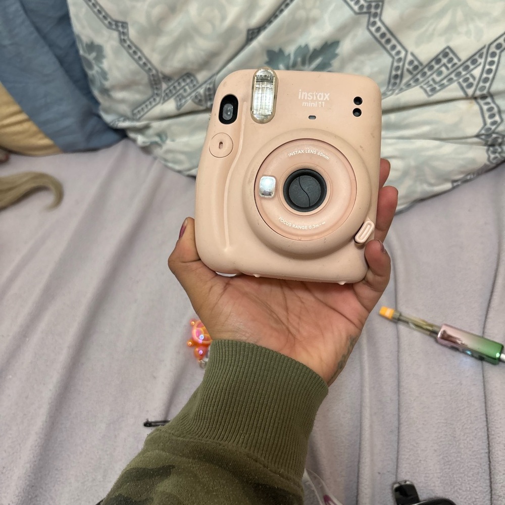 Instax Mini 11 Soft Pink Instant Camera